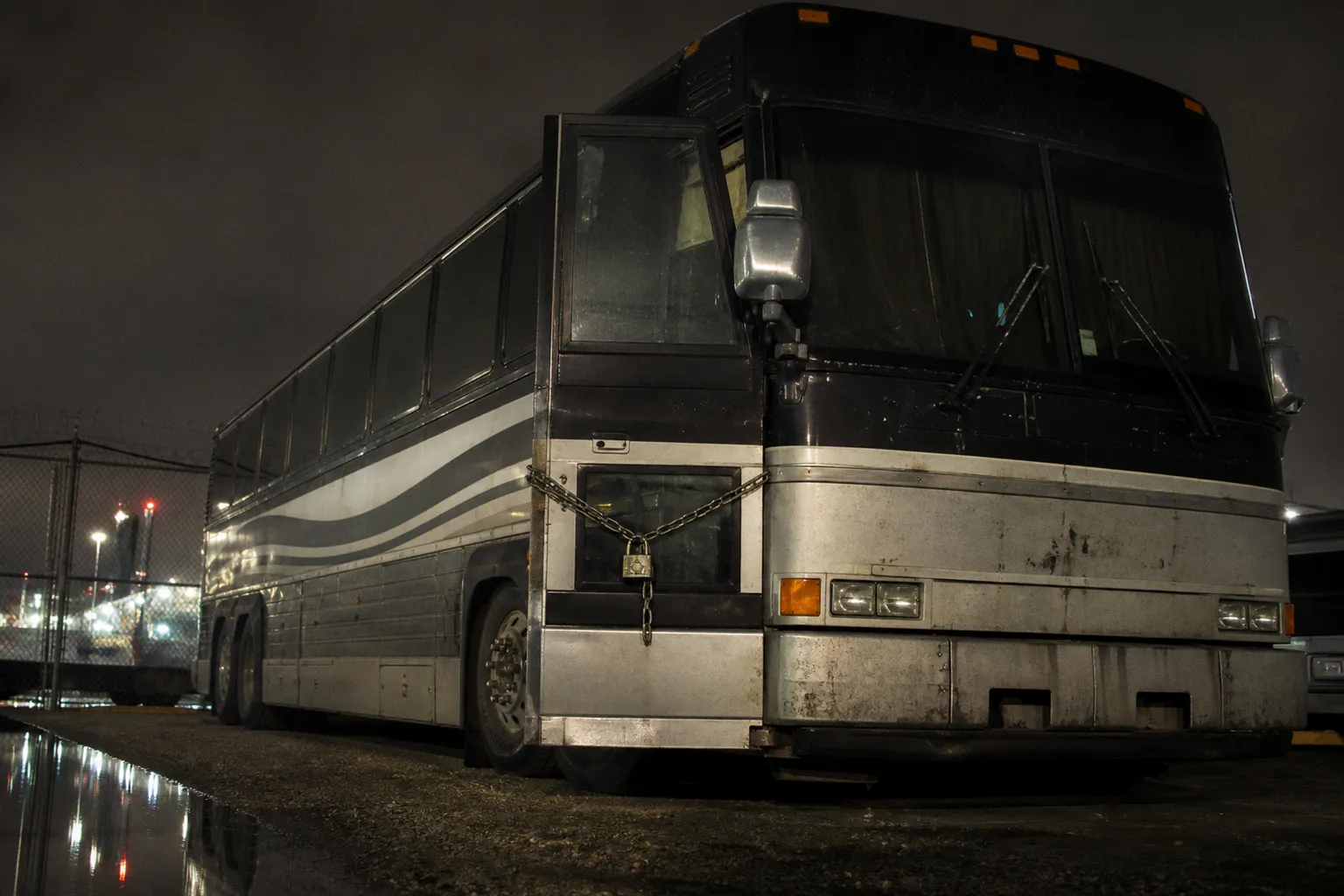 Underground rap artist loses touring rights: the lesson